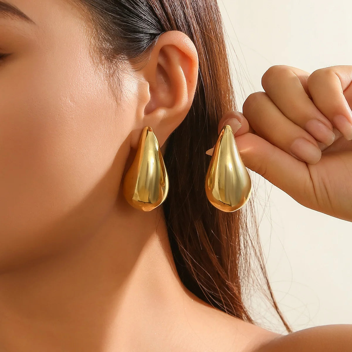 6pcs Chunky Gold Plated Waterdrop Hoop Earring Set for Women – Minimalist European & American Style - Image 9