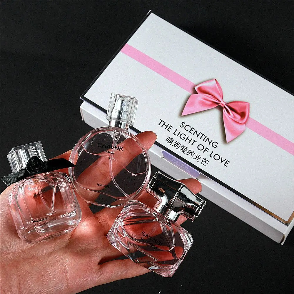 Classic Women's Perfume Set – Elegant Luxury Fragrance Gift Box for Women - Image 2