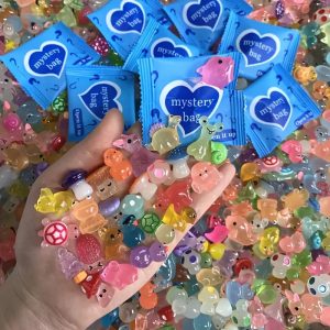 60pcs Glow In The Dark Mini Resin Animals & Mushroom Blind Bags – Fairy Garden Decor & Micro Landscape Surprise